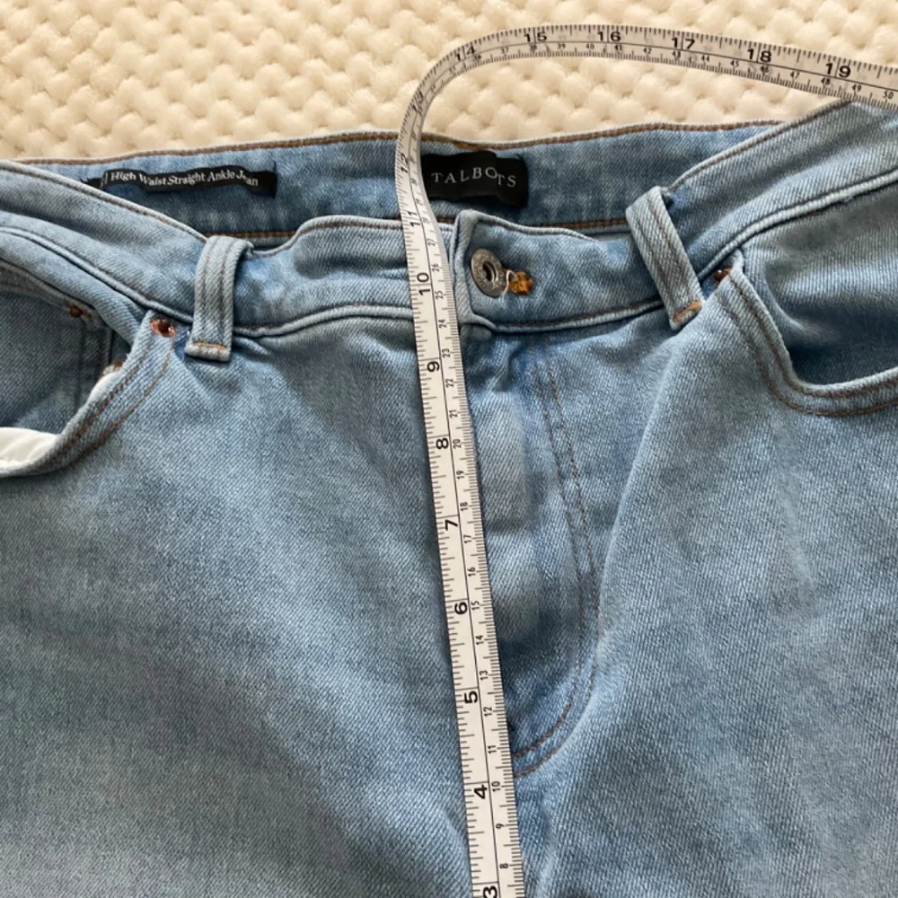 Talbots High Waist Straight Ankle Jeans - Light Wash‎ - Size 12